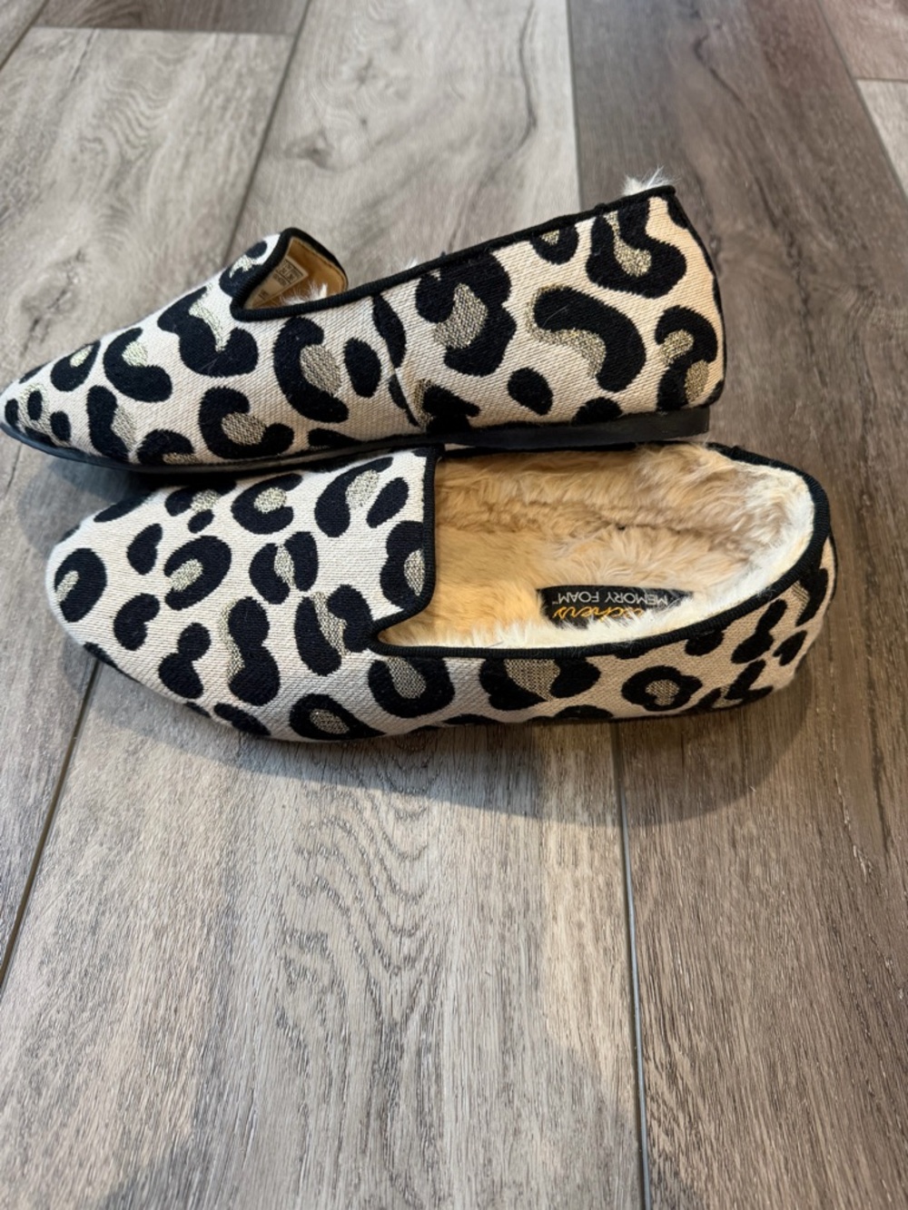 Skechers Leopard Print Memory Foam Slip-On Loafers - Black & Cream (7)